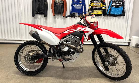HONDA CRF 250F HONDA CRF 250F